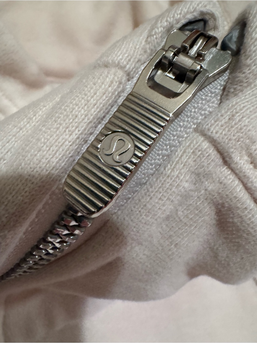 Lululemon Jacket Radiant II W4AOWS Light Court Zip Up Size 2 - Picture 5 of 6